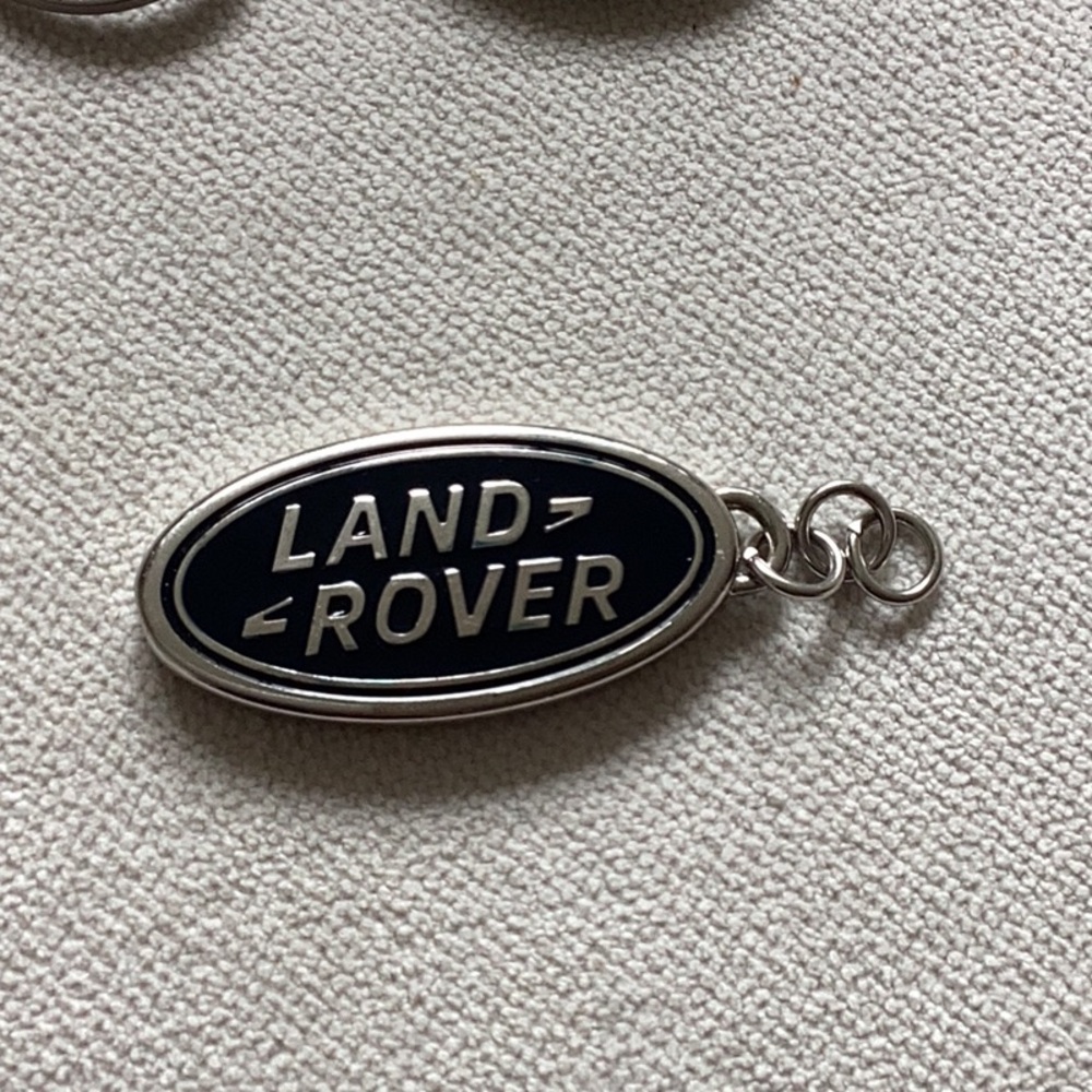 man  or woman Land Rover Black and Silver Keychain